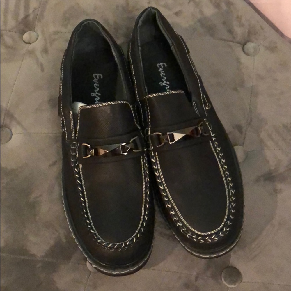 NWOT Men’s dress loafers